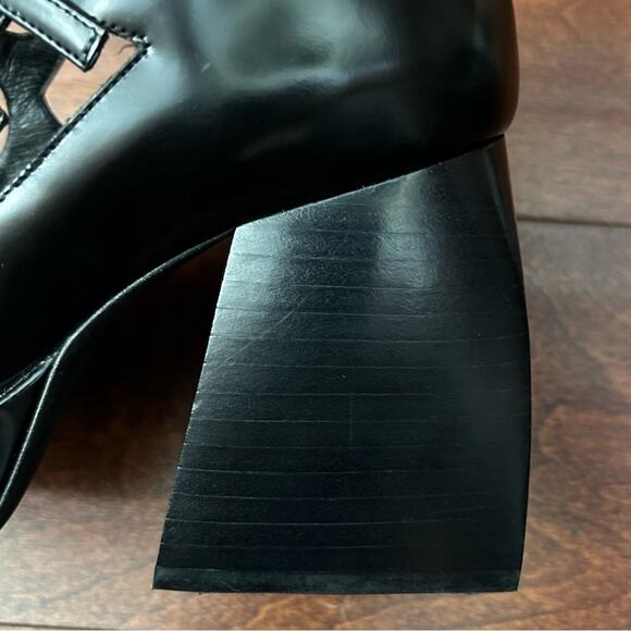 Jeffrey Campbell Corgi Platform Mary Janes,
Wednesday Addams Black Leather Size5 - Picture 11 of 15